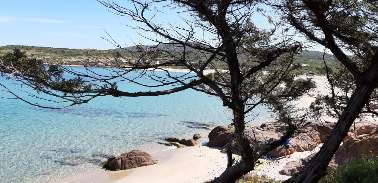 Un Angolo Di Paradiso A Pochi Passi Dal Mare Nel Villaggio Calarossa Isola Rossa Extérieur photo